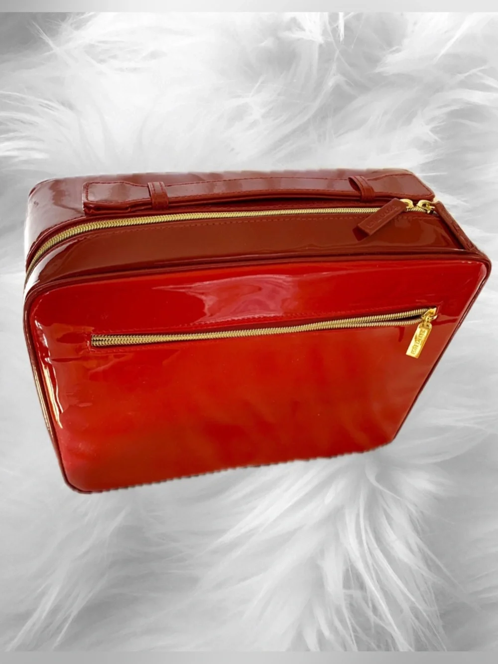 Estee Lauder Sleek Glossy Red Train Cosmetic Vanity Travel Case w/Gold Hardware